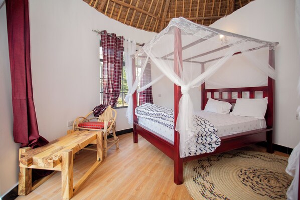 Deluxe Double Room | Iron/ironing board, free WiFi - Kilimanjaro Kwetu Homestay (Kilimanjaro Kwetu Homestay)