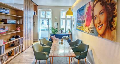 STUDIO 54 Modern 3 Room APT in the HEART of Neukölln