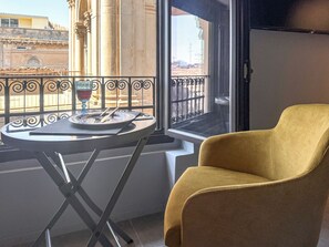 Interior - Juliet Suites II (Catania)