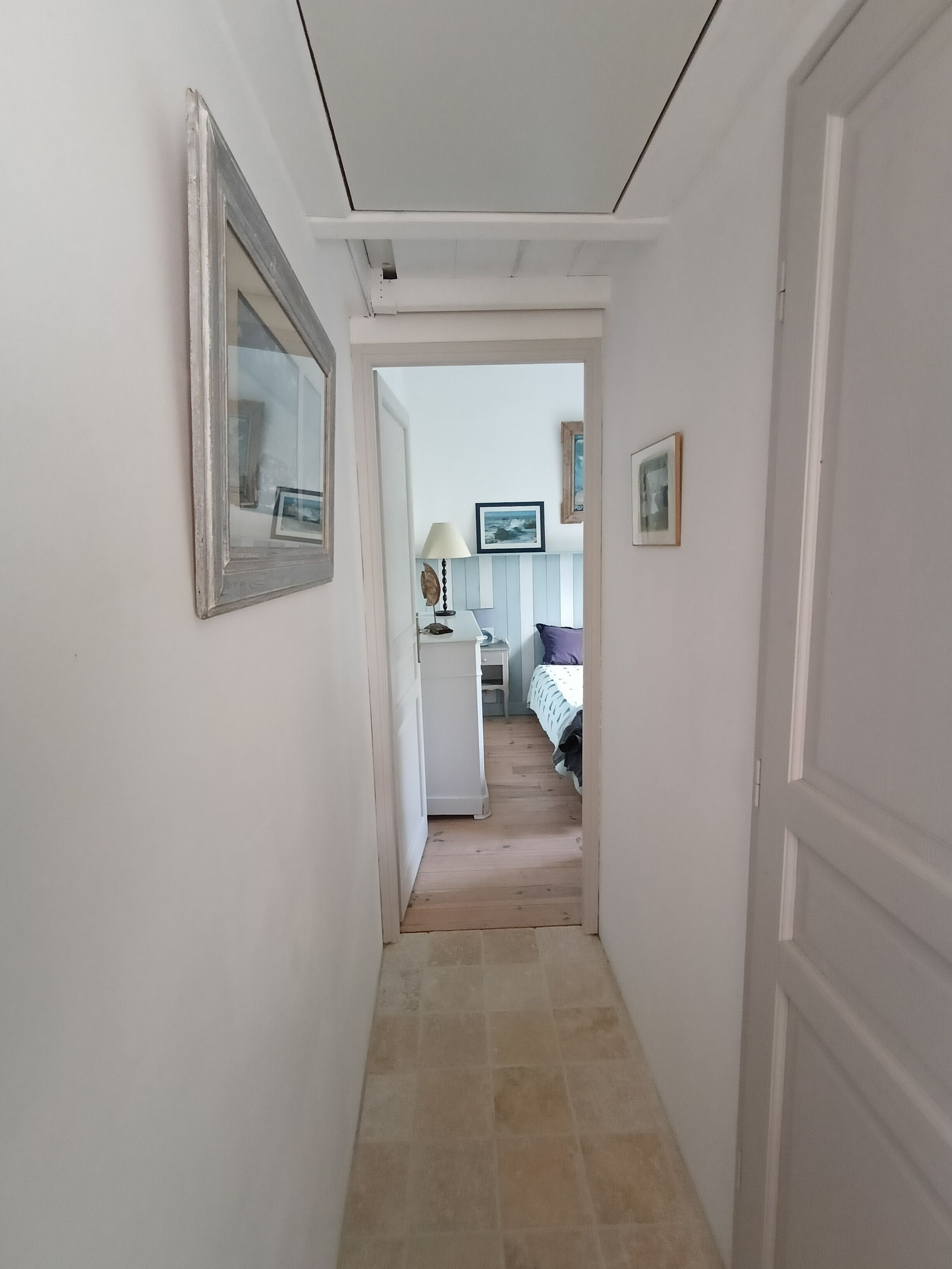 3 chambres, fer et planche à repasser, Wi-Fi gratuit, draps fournis