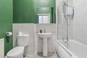 Douche, séchoir à cheveux