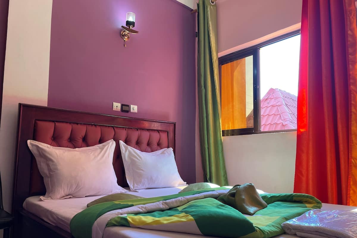 Economy Double Room, 1 Bedroom, Balcony, Courtyard View | Egyptian cotton sheets, premium bedding, Select Comfort beds