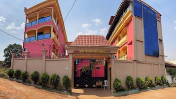 Majoituspaikan julkisivu