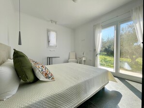 2 chambres, fer et planche à repasser, lit parapluie, Wi-Fi gratuit