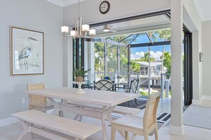 Dining - Dockside Dream at Bonita Beach - Pool Home with  Private Dock and Gulf Access (Bonita Springs)
