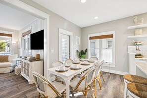 Dining - Steps from private beach access, this upscale dream home features a private pool (Seacrest Beach)