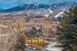 Exterior - Chateau Hollybrooke~Private Hot Tub~Sleeps 12! (Steamboat Springs)