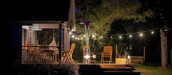 Far from mass tourism, cosy nature cottage in Hiiumaa