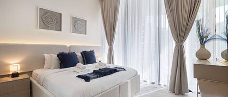 Luxury-Apartment, Balkon, Stadtblick | Blick auf den Garten