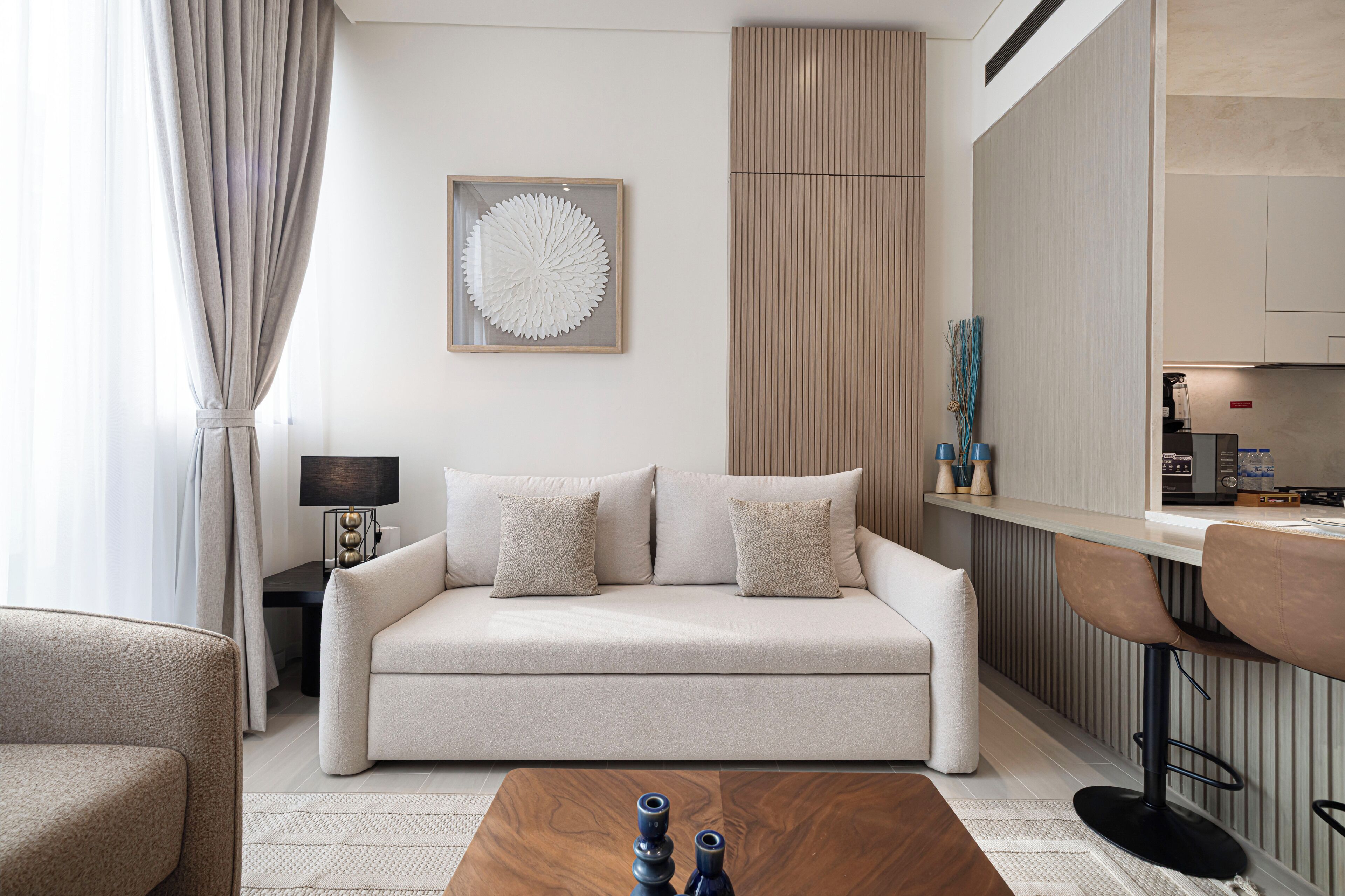 Luxury-Apartment, Balkon, Stadtblick | Wohnbereich