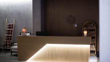 Badstue, dampbad, tyrkisk bad/hamam, kroppsbehandlinger og gytjebad