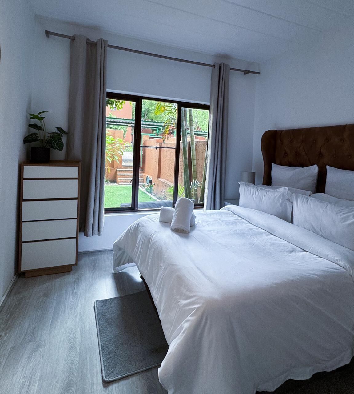 Strygejern/strygebræt, Wi-Fi, sengetøj