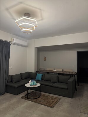 Living area - Peaceful Zayed Rooftop Stay Near Arkan & Park St. (Al Sheikh Zayed City)