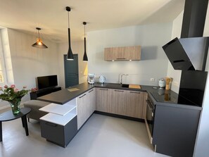 Private kitchen - Azul - Charming gîte for couples (Cazals)
