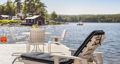 Beautiful accommodation with its own beach by the sea in the Hudiksvall archipelago