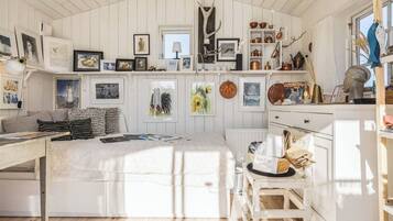 4 sovrum, skrivbord, strykjärn/strykbräda och gratis wi-fi