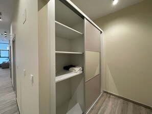 Interior - Loft for 6 guests 15 min from Science and Arts, A/C and Wifi (València)