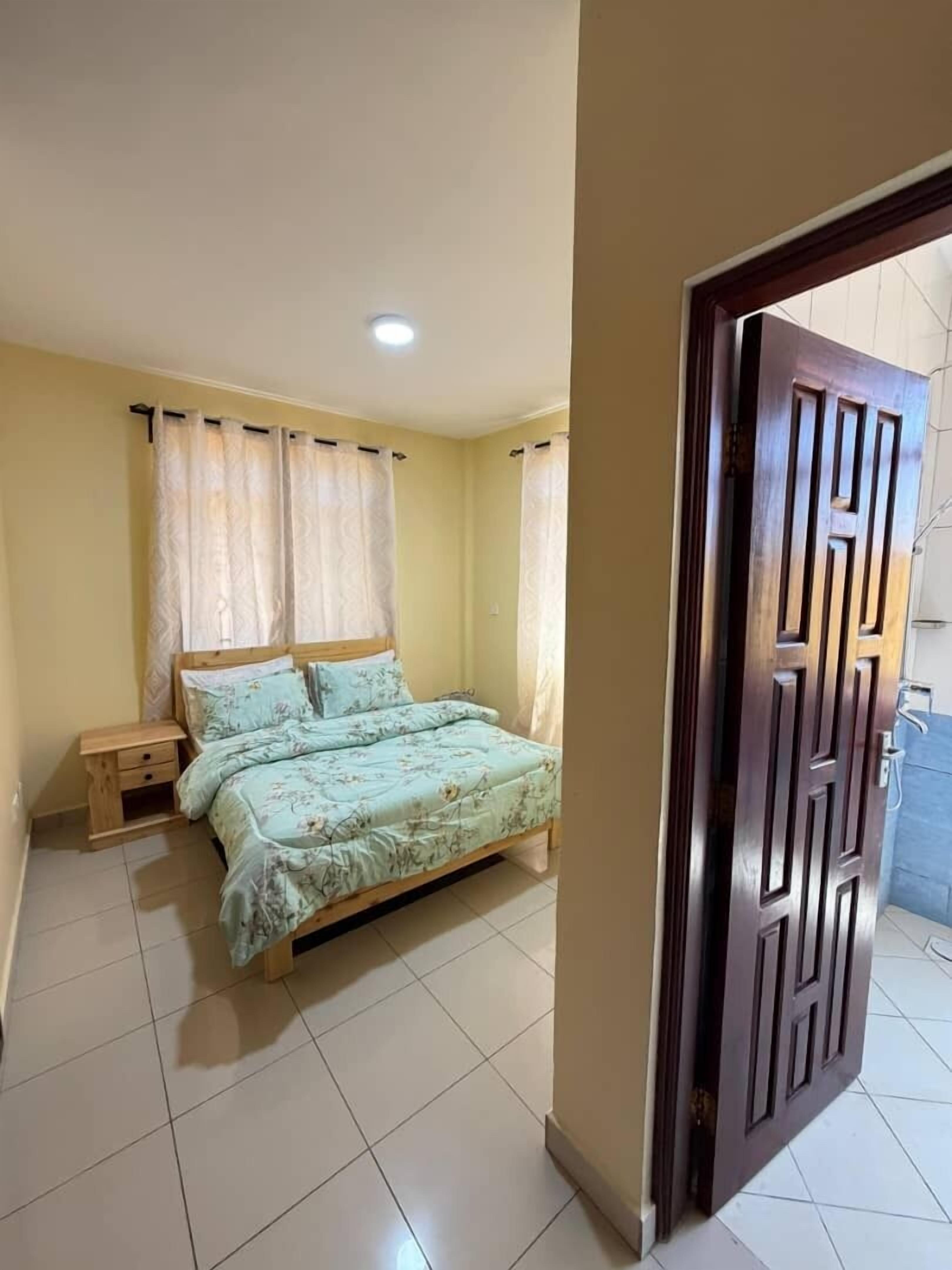 In-room safe, desk, laptop workspace, iron/ironing board