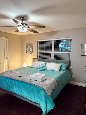 Iron/ironing board, WiFi - 3-bedroom house in peaceful McKinney with cool AC for relaxing stays (McKinney)