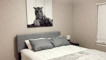 Iron/ironing board, WiFi