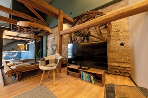 Interior - A modern barn on the outskirts of Lyon (VOURLES)