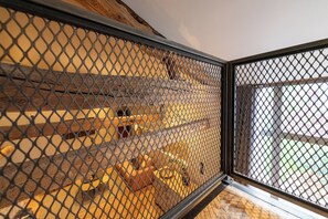 Interior - A modern barn on the outskirts of Lyon (VOURLES)