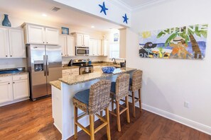 Fridge, microwave, oven, stovetop - Hello Sunshine - Relaxed Beach Escape Pet Friendly • Pool • Walk to Sand (Santa Rosa Beach)