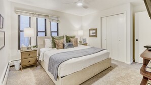 2 slaapkamers, een strijkplank/strijkijzer, gratis wifi, beddengoed