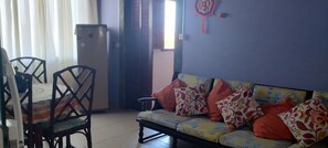 TV - Apartment  400 meters from Itaúna beach, a hotspot for WSL championships.F (Saquarema)