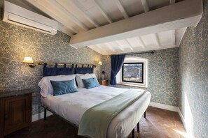 1 bedroom, iron/ironing board - Pitti Art by MMega Homes and Villas (Florence)
