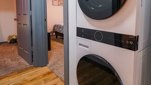 Room - Cozy retreat minutes from AT&T Stadium (Arlington)