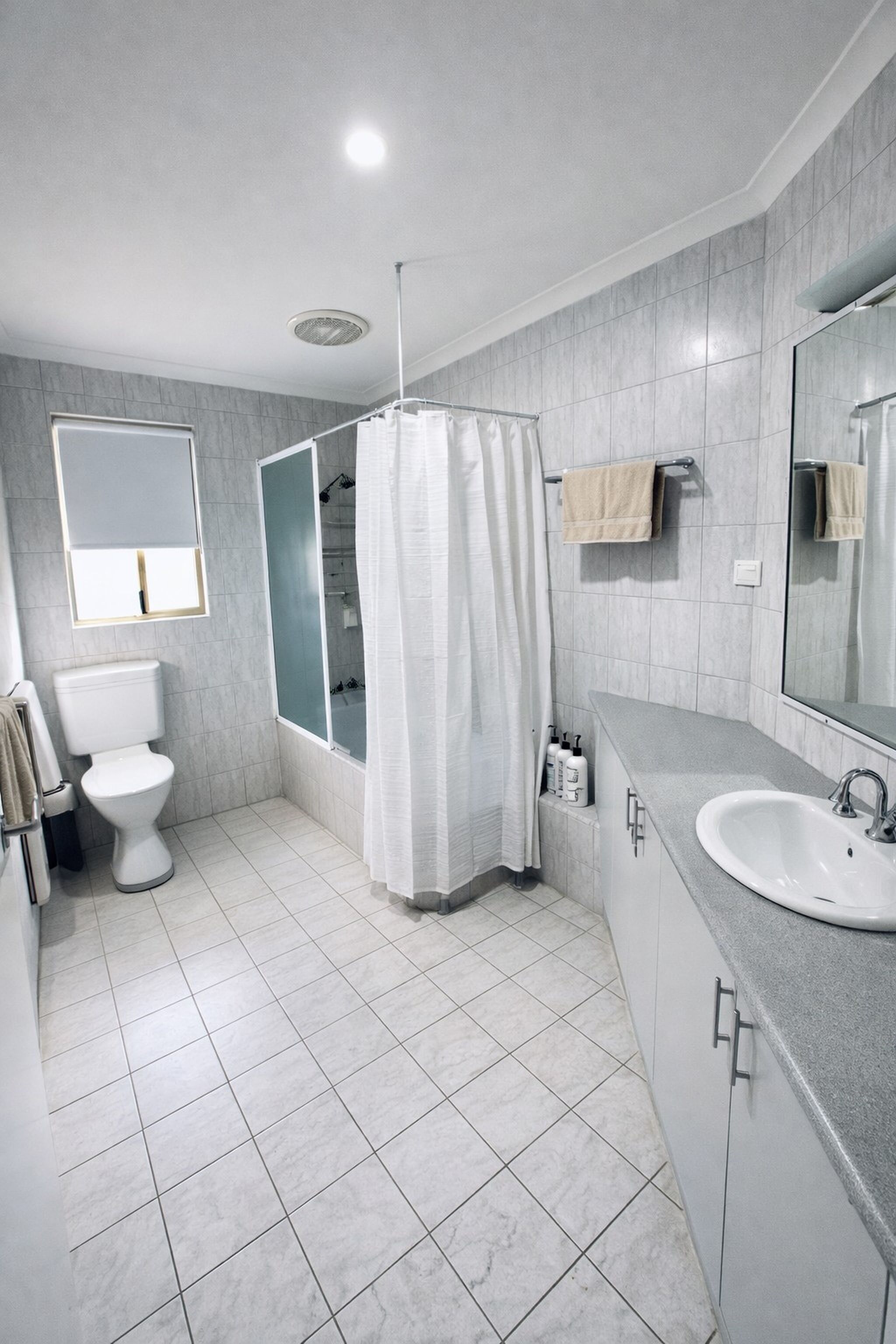 Hair dryer, towels