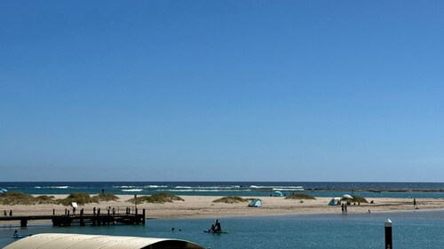 Your Perfect Kalbarri getaway – Poolside Villa Near River, Shops & Beaches