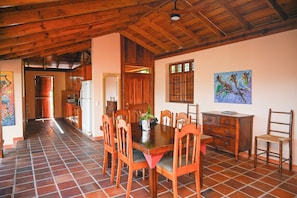 In-room dining - Piton Villa Deck (Soufrière)