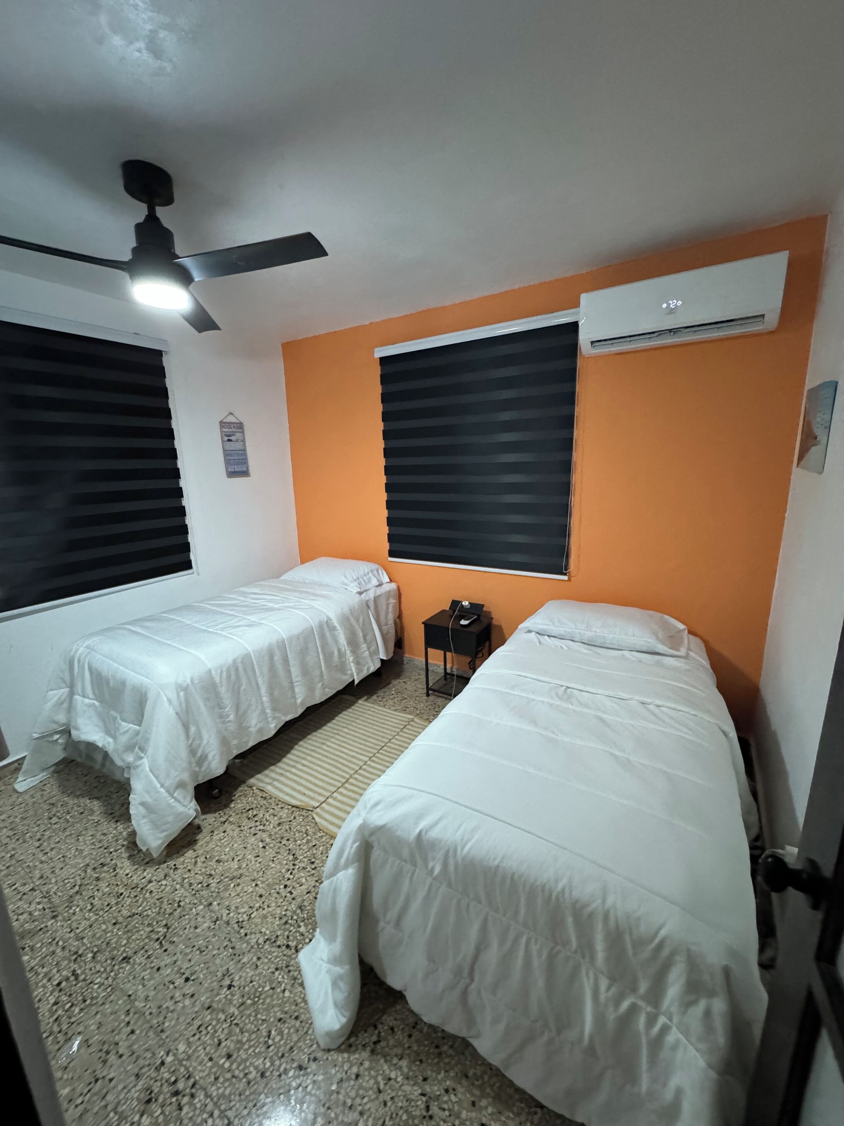 Bügeleisen/Bügelbrett, WLAN, Bettwäsche