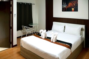 Superior Double Room, Balcony | Desk, laptop workspace, free WiFi - Azure Palace (Patong)