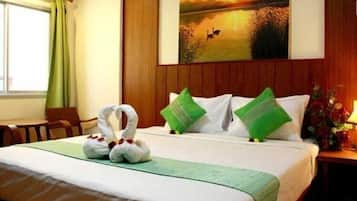 Habitación Deluxe doble, balcón, vistas a la montaña | Escritorio, espacio para trabajar con un portátil, wifi gratis