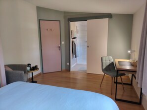 Escritorio y wifi gratis 