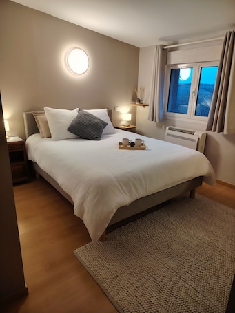 Escritorio y wifi gratis . Maison d hotes Beauregard