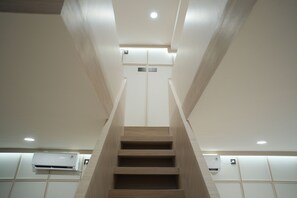 Elite kamer | Een bureau