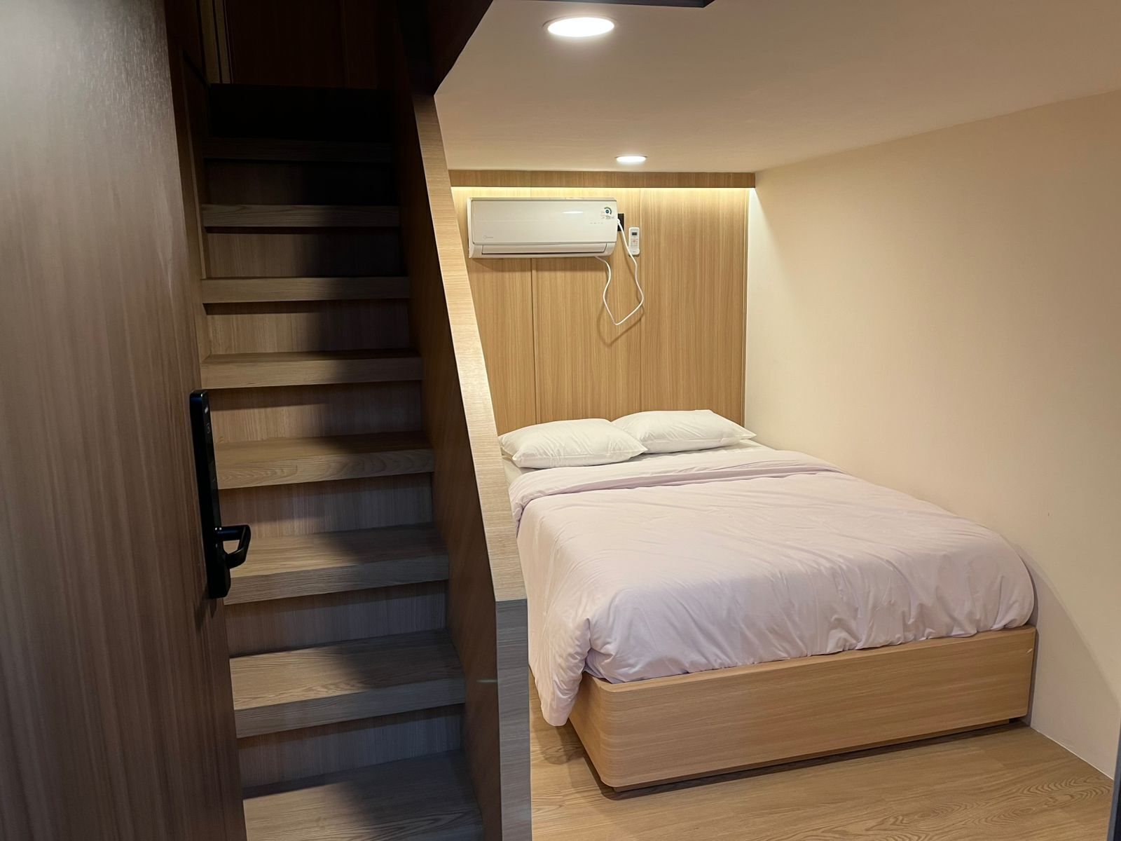 Familiekamer, 2 queensize bedden, niet-roken, airconditioning | Een bureau