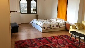 3 chambres, Wi-Fi gratuit, draps fournis