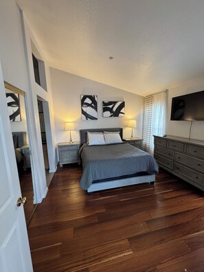 4 bedrooms, iron/ironing board, free WiFi, bed sheets