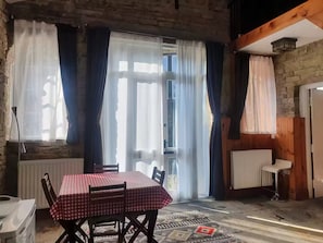 Dining - Edgerton coach house, Detached cottage in town, Spacious rustic charm (Huddersfield)