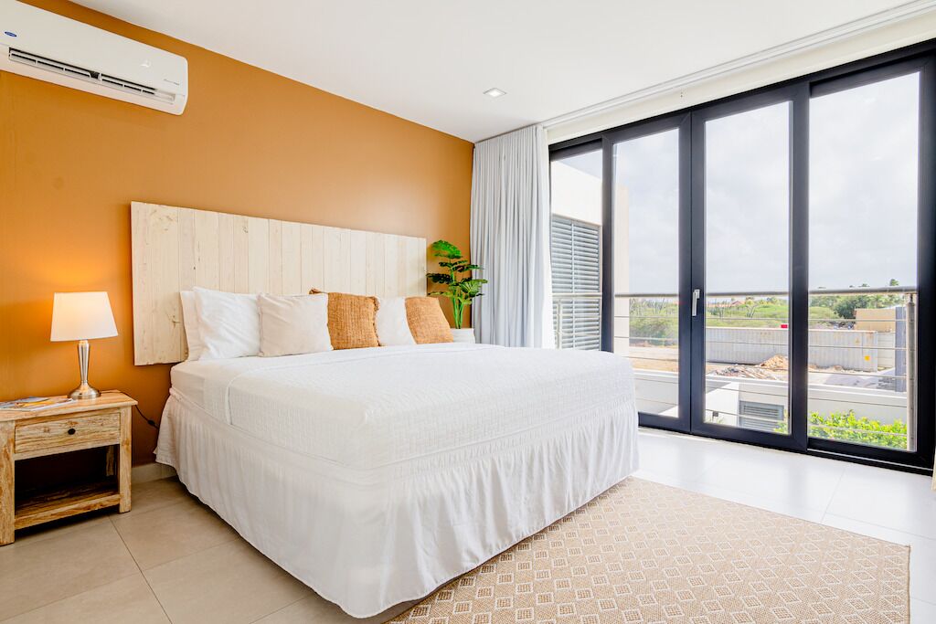 4 bedrooms, in-room safe, iron/ironing board, travel cot