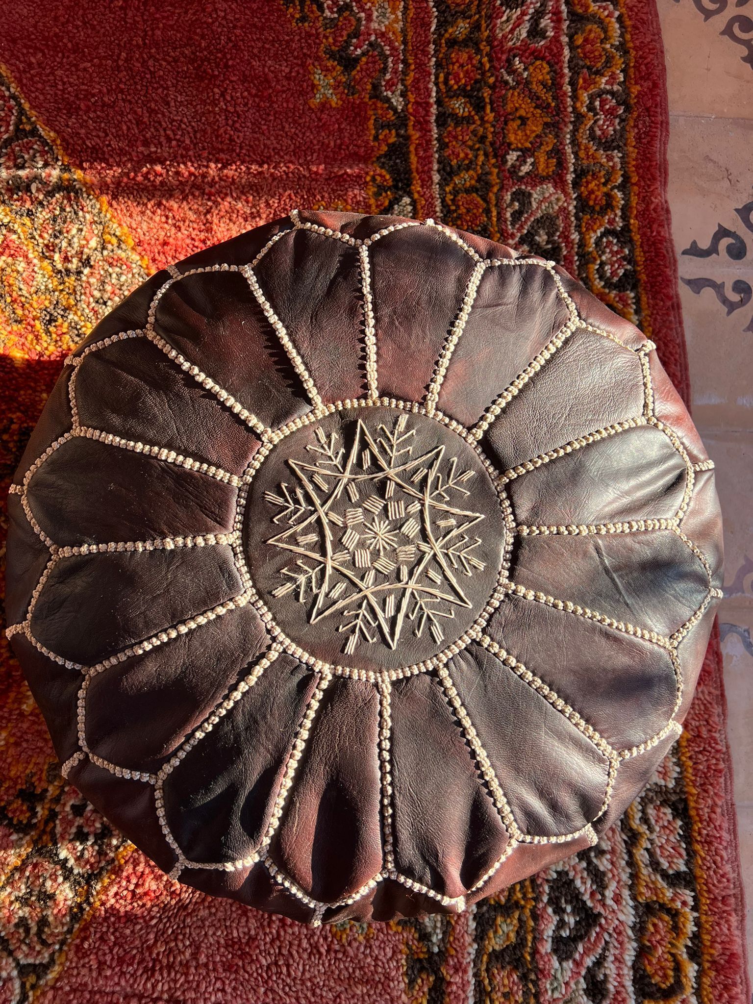 Minibar, safe på rommet, lydisolert og wi-fi (inkludert)