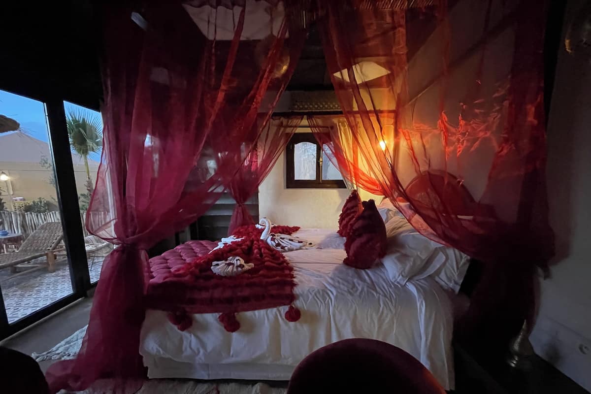 In-room safe, soundproofing, free WiFi