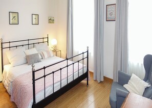 3 Schlafzimmer, Bügeleisen/Bügelbrett, WLAN, Bettwäsche