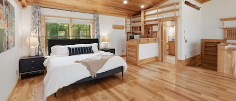 4 chambres, fer et planche à repasser, Wi-Fi, draps fournis