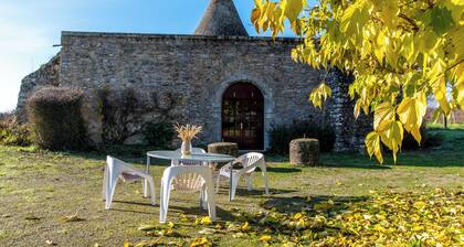 🍇 A mill in the heart of the vineyards! 🌞 Come live and discover Anjou